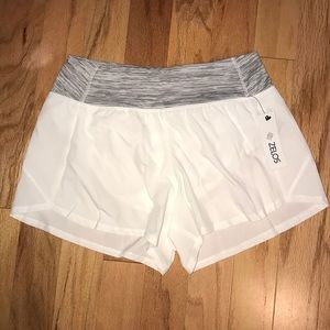 small NWT White Zelos shorts